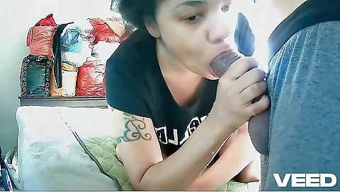 Havy andi cherry for a ride on cock