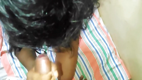 Hot blonde with sexy body andapers