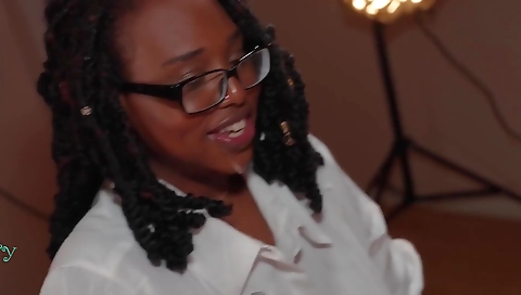 Hawt sweetheart gives his girlfriend's pussy to fuck